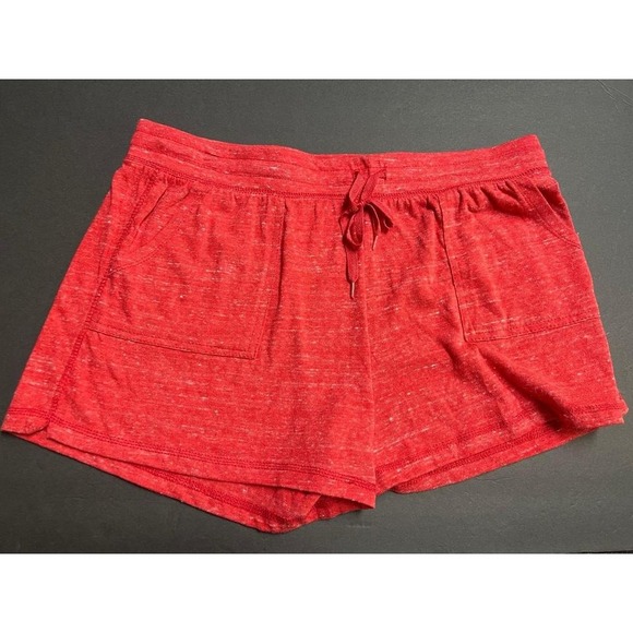 Red‎ shorts size large - Picture 1 of 5